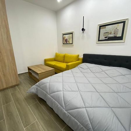 Apartament Me Qera Ditore Daire Tiran Dış mekan fotoğraf