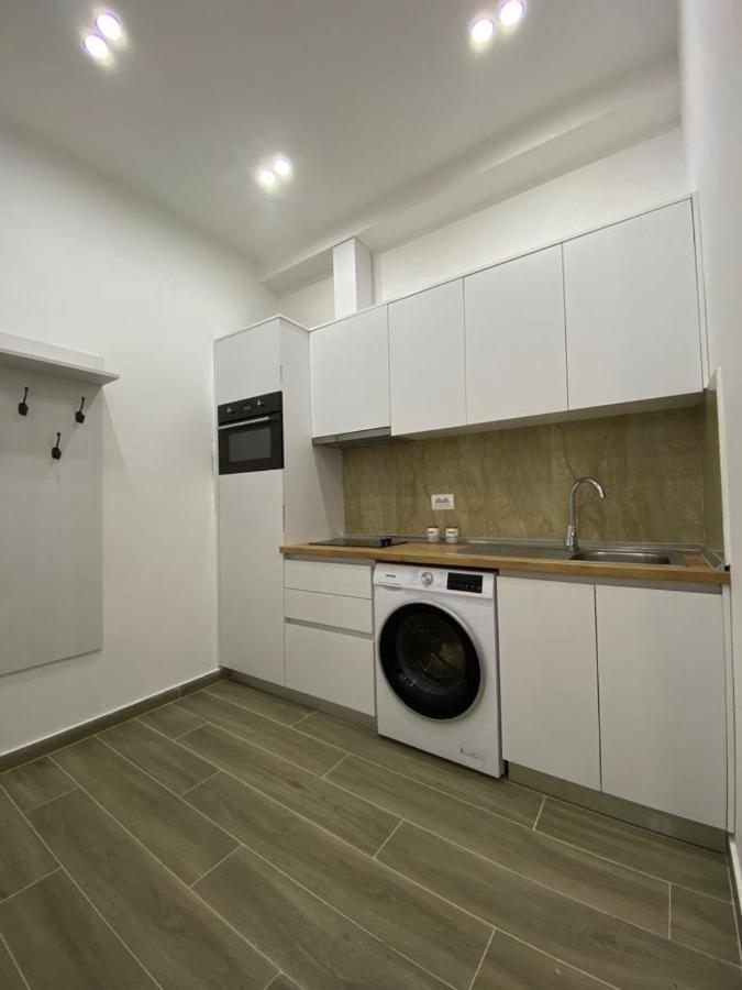 Apartament Me Qera Ditore Daire Tiran Dış mekan fotoğraf